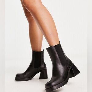 Nwt Topshop Black Ankle chunky block heel Booties woman’s size 10